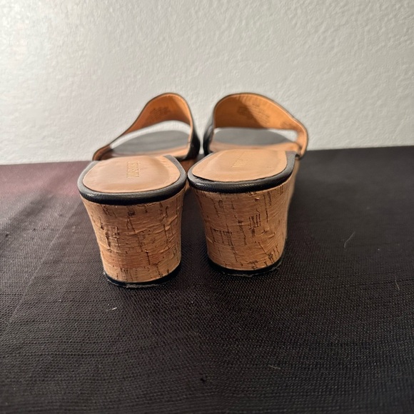 Nine West confetti sandals with platform size 8.5 - Picture 3 of 6